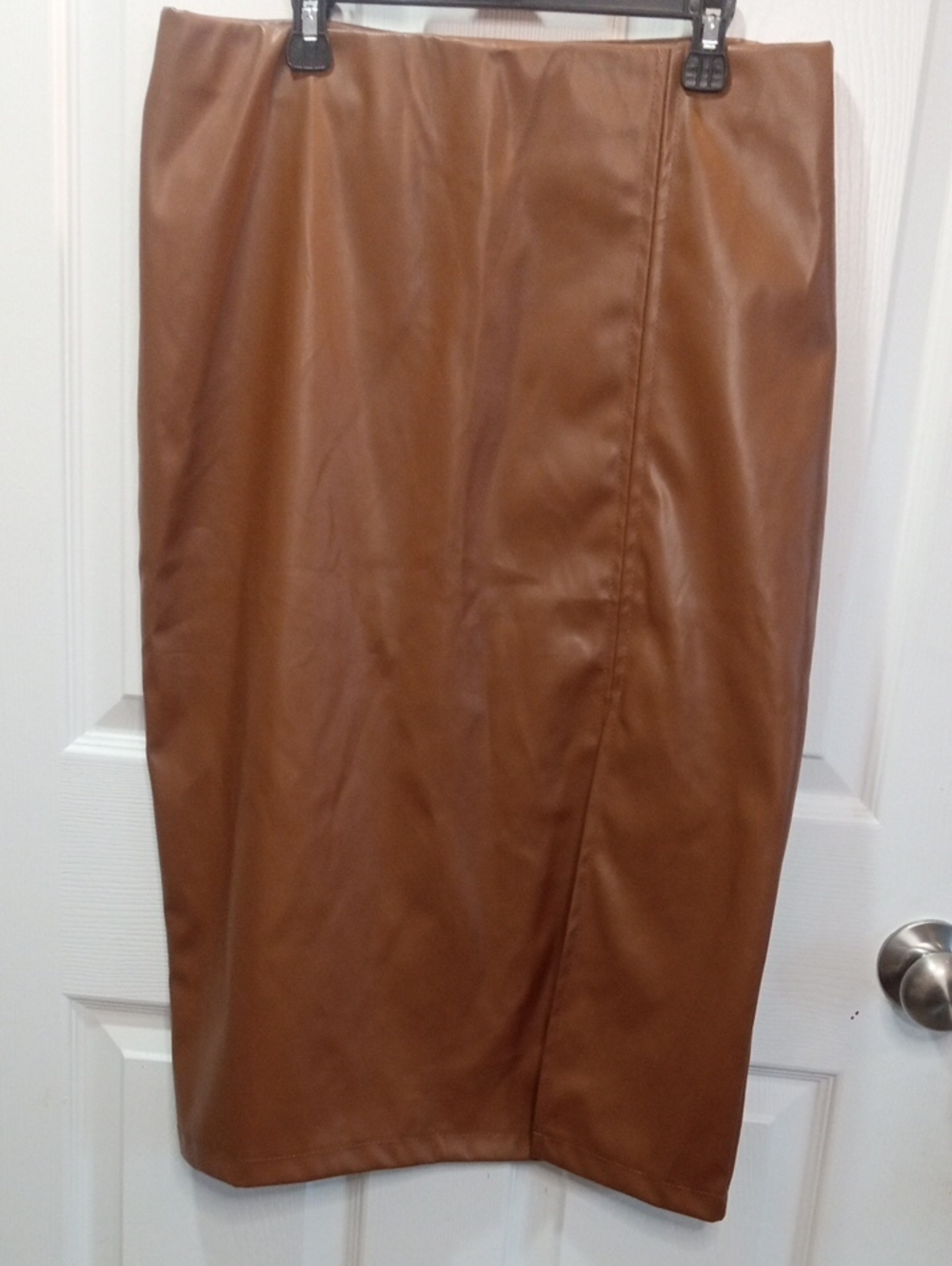 BROWN FAUX LEATHER SKIRT - Picture 1 of 6